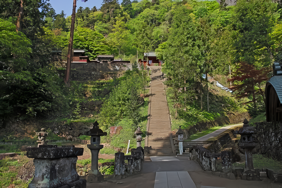 ���`�_��