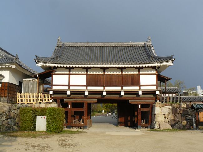 ��̊ە\���