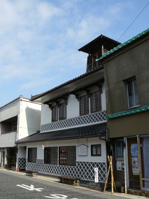 ���㉺�x�@��