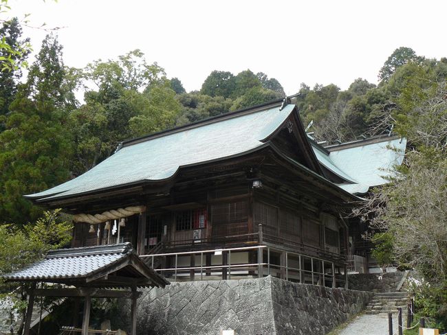 �䒲�����{