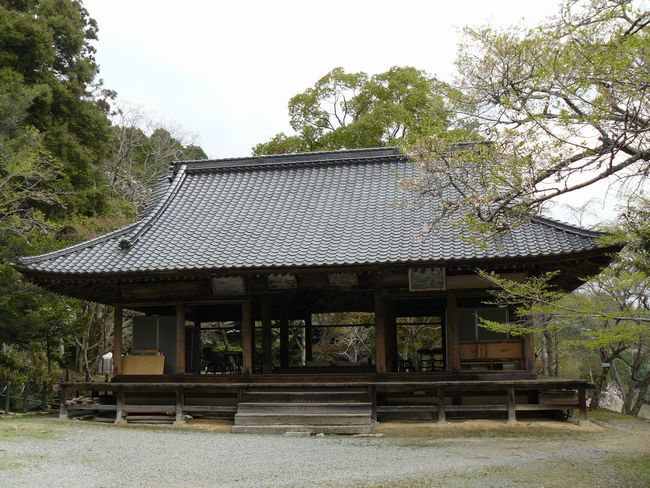 �䒲�����{