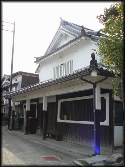 ��ӎq����