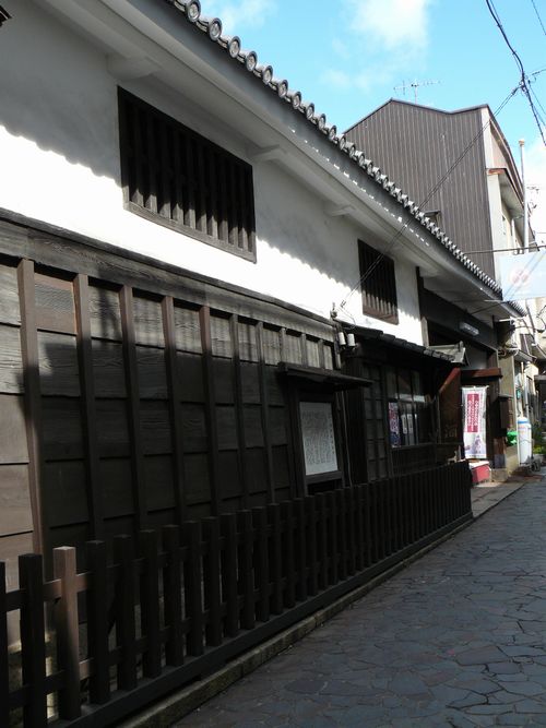 ���{�ƒ�����