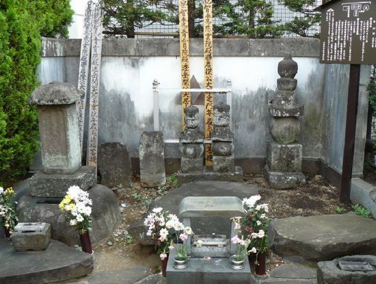 �k�������E���Ƃ̕�