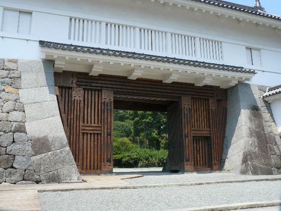 ���c����