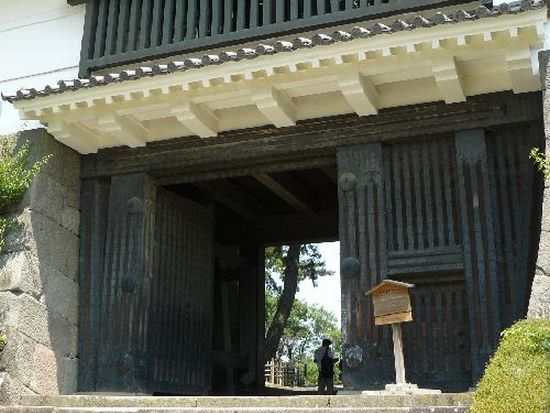 ���c����