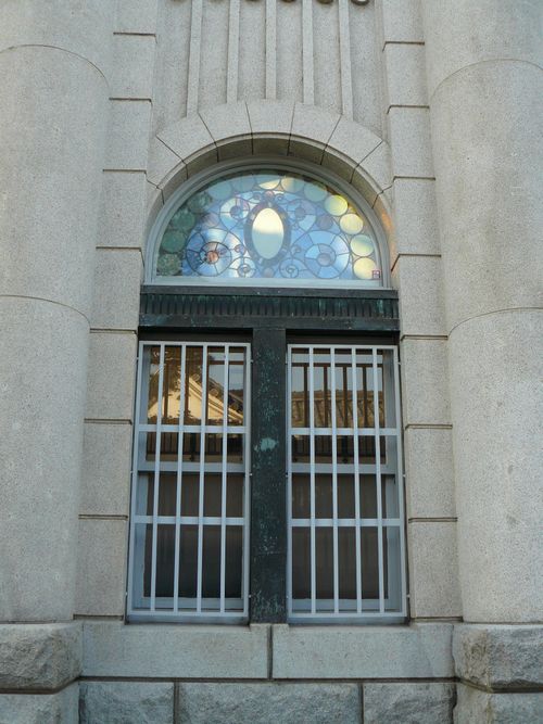 ������s�q�~�{���o����