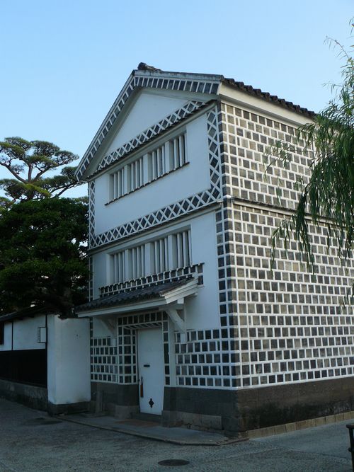 �q�~�l�Ê�