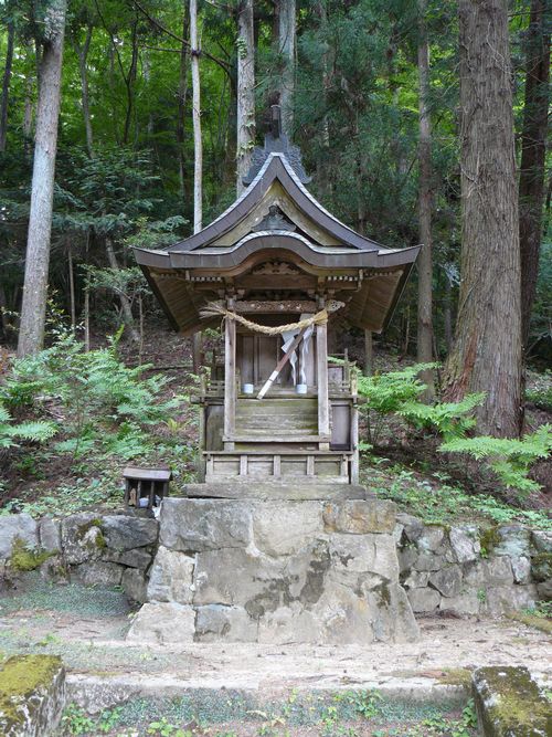 �D�~�R�_��