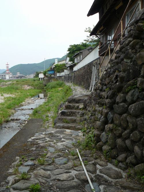 �����M������