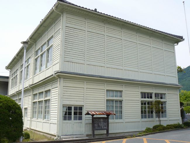 �������k���w�Z�{��