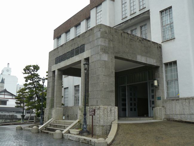 ���y������