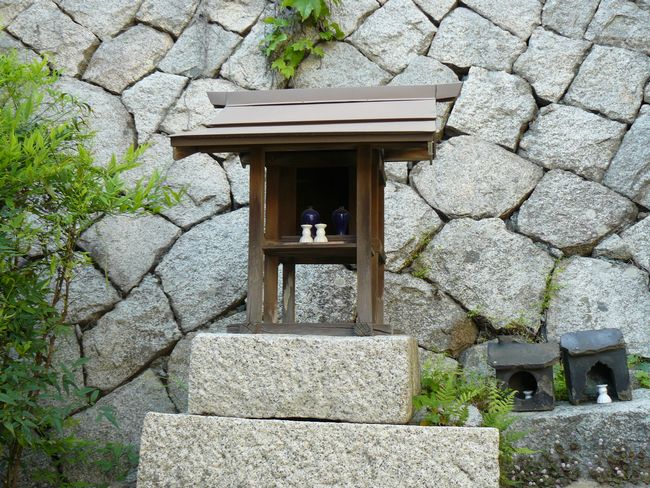 �䒃�����